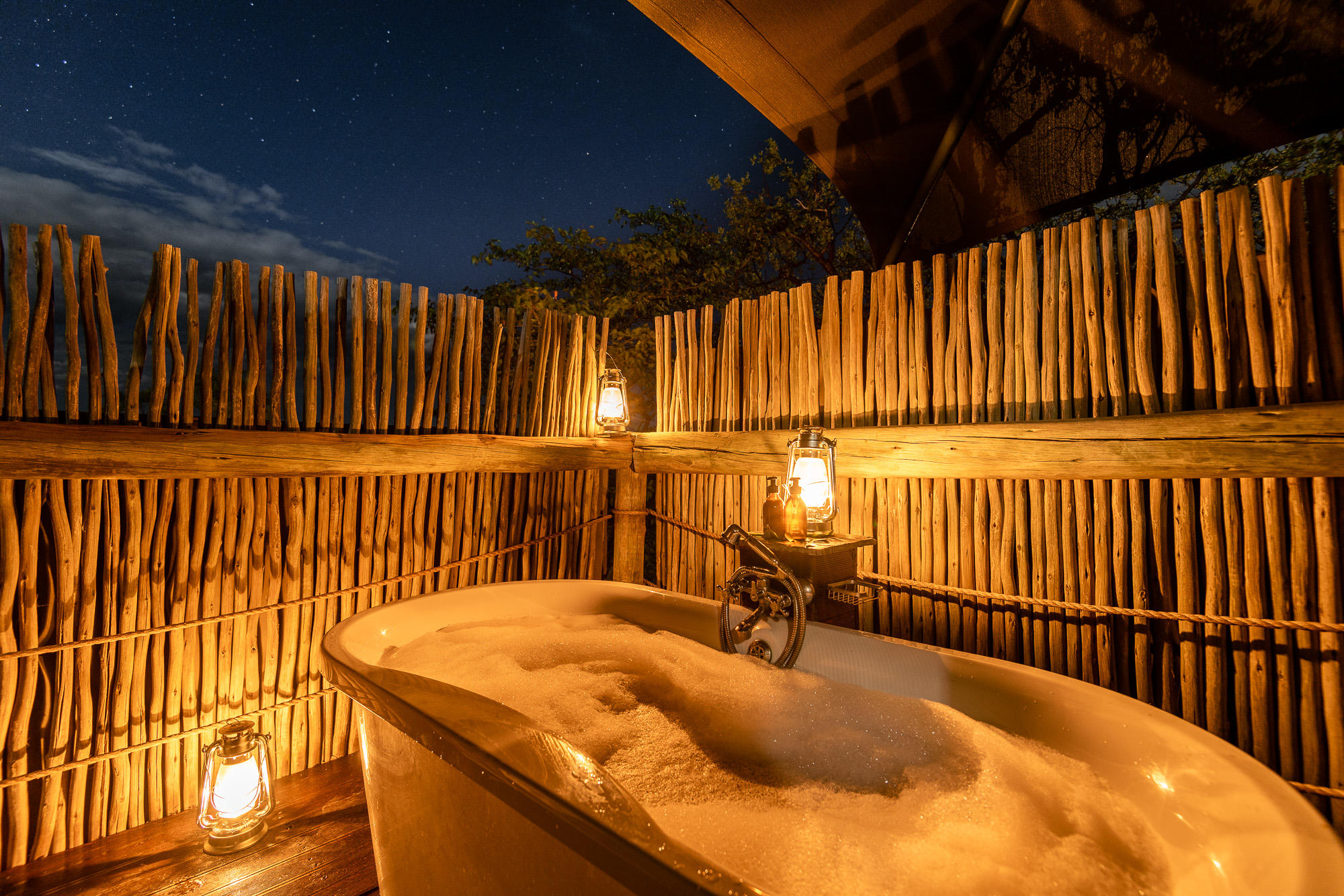 Unique outdoor bathroom experience close to nature